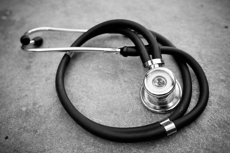 Eleição no Cremesp vira palco de guerra de fake news entre médicos